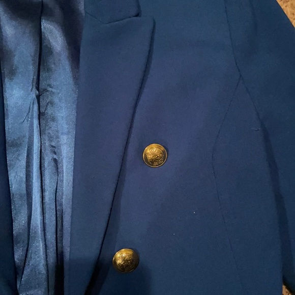 RW & Co Royal blue women’s blazer. - Picture 2 of 3